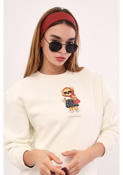 Bisiklet Yaka Içi Polar Teddy Bear Retro Fashion Baskılı Beyaz Unisex Sweatshirt