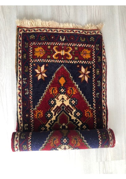 54X115 cm El Dokuma Lacivert ve Kırkımızı Renkli Çiçek Desenli Türk Kilim