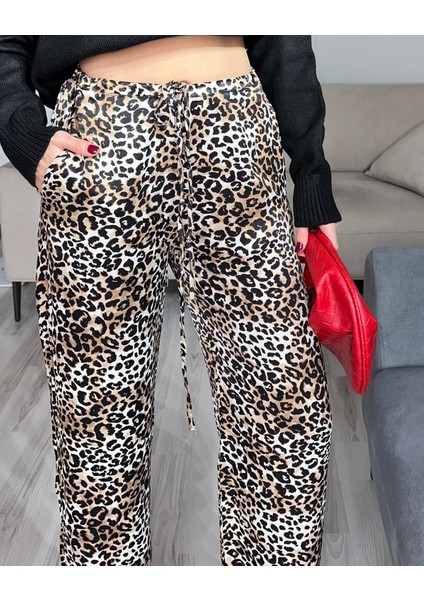 Kadın Leopar Desenli Yüksek Bel Geniş Paça Beli Lastikli Bağcıklı Pamuk Saten Palazzo Pantolon fırsatları