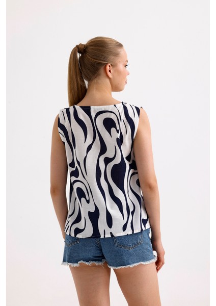 Desenli Kalın Askılı Bluz indirimleri