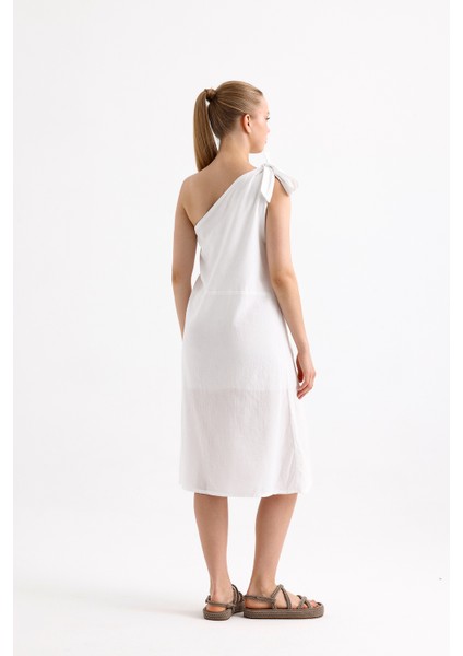 Beyaz Tek Omuz Bağlamalı Yırtmaçlı Elbise indirimleri