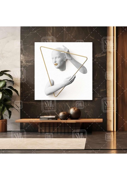 Altın Üçgen Gold Dudaklı Duvardan Çıkan Model Kare Kanvas Tablo