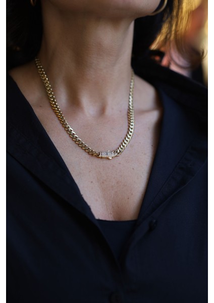 14 Ayar Altın Taşlı Kilit Detaylı Gurmet Kolye modelleri