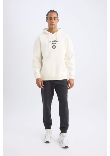 Fit NBA Brooklyn Nets Comfort Fit Rahat Kalıp Kapüşonlu Kalın Sırt Baskılı Sweatshirt D3223AX24WN