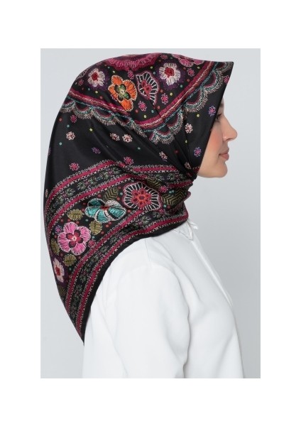 Armine Saf Sura Nostaji İpek Eşarp 7866