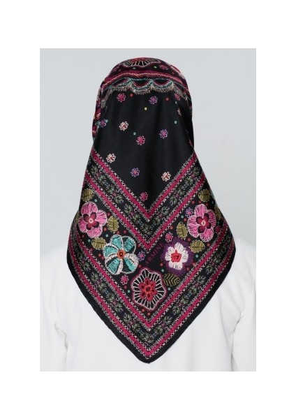 Armine Saf Sura Nostaji İpek Eşarp 7866