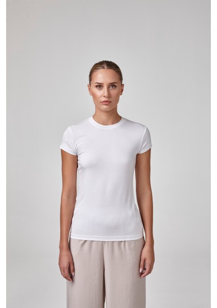Kadın Kısa Kollu Sıfır Yaka T-Shirt-Body Fıt Kalıp