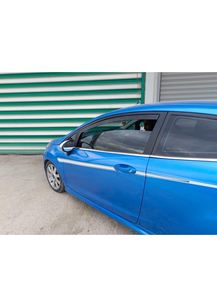 Ford Fiesta 2008-2017 Model Füme Renk Içten Geçme 2'li Cam Rüzgarlığı modelleri