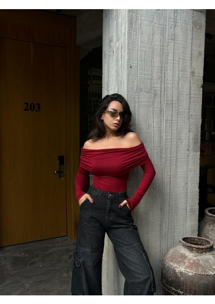 Kadın Bordo Madonna Yaka Likralı Viskon Uzun Kollu Bluz 28218 fiyatları