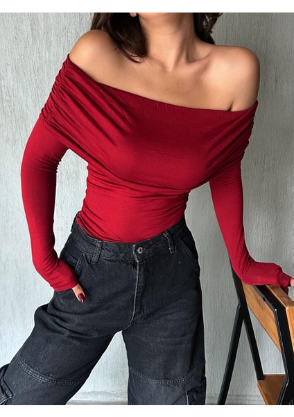 Kadın Bordo Madonna Yaka Likralı Viskon Uzun Kollu Bluz 28218 modelleri