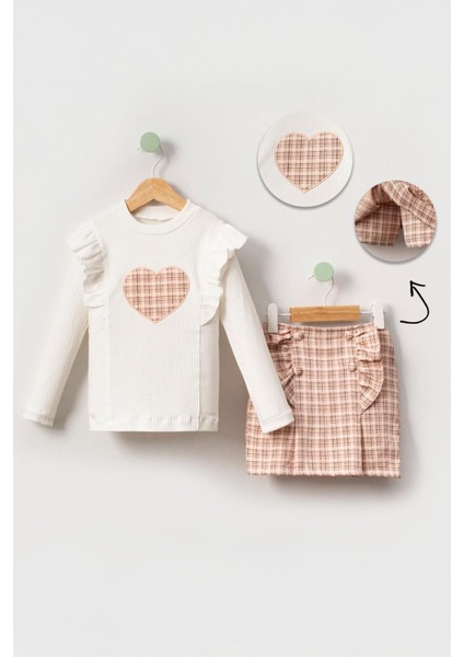 (2-9 Yaş) Ekose Fırfırlı Kalp Detaylı Kız çocuk takım - Somon
