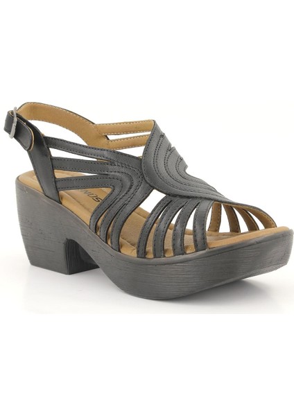 Kadın Apartman Topuk Deri Ayakkabı Siyah 1912532