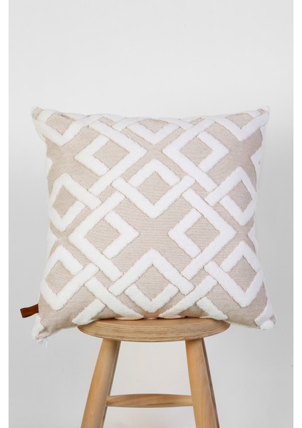 Bej Dekoratif Kırlent Kılıfı – Pamuk ve Mikro Polyester, Punch Desenli, Şık ve Dayanıklı Tasarım fırsatları