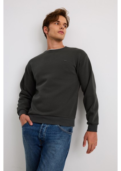 Çift Yaka Comfort Sweatshirt