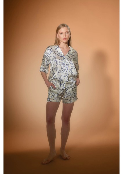 Kadın Vegan Dokuma Cepli Şort fırsatları