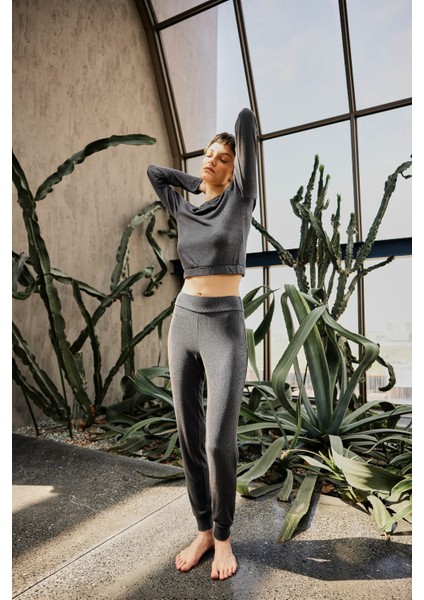 Kadın Viscose Kaşkorse Jogger Pantolon