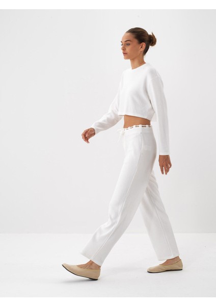 Kadın Ekru Esnek Dokulu Regular Fit Sweat Pantolon