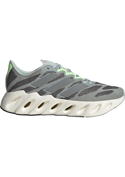 Performance ID2635 Switch FWD Running Shoes