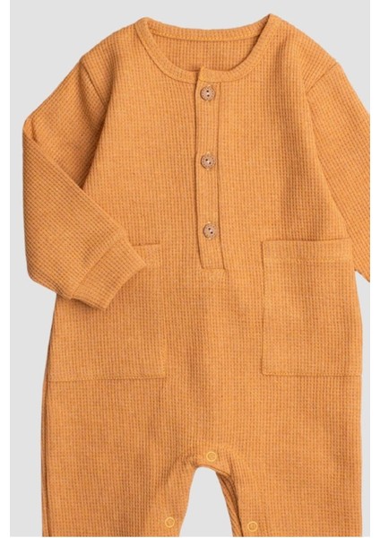 Waffle Görselli Ahşap Düğmeli Pamuklu Bebek Tulum fiyatları