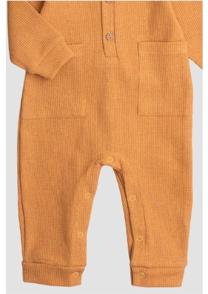 Waffle Görselli Ahşap Düğmeli Pamuklu Bebek Tulum modelleri