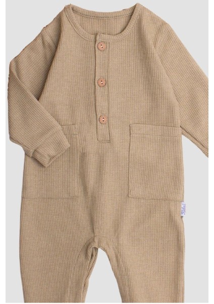 Waffle Görselli Ahşap Düğmeli Pamuklu Bebek Tulum fiyatları