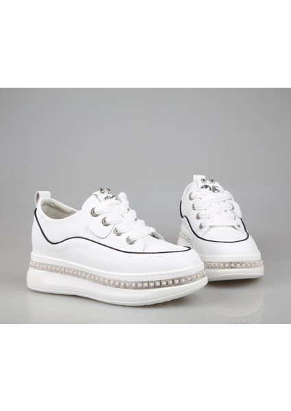 24K308-1 Beyaz Kadın Sneakers fırsatları