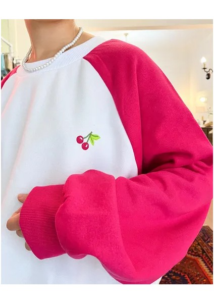 Kadın Oversize Pembe-Beyaz Içi Polarlı Şardonlu Nakışlı Pamuklu Kışlık Crop Sıcak Tutan Sweatshirt