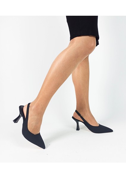 Siyah Renk Kadeh Topuk Kadın Abiye Ayakkabı