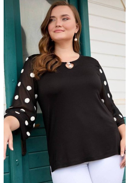 For Esra Big Trend Kadın Kabartma Puantiye Desen Yaka Oyuk Inci Aksesuar Geniş Truvakar Tül Kol Esnek Viskon Bluz