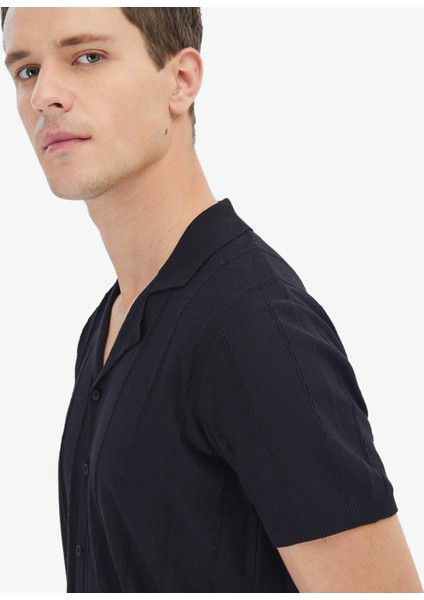 Siyah Regular Fit Casual Gömlek fırsatları