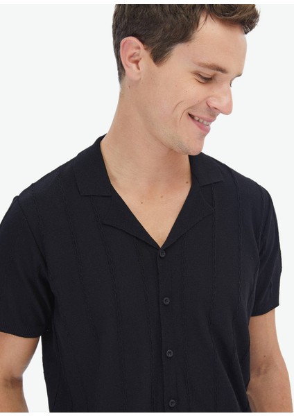 Siyah Regular Fit Casual Gömlek indirimleri