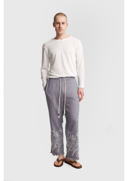 Desenli Dokulu Pantolon