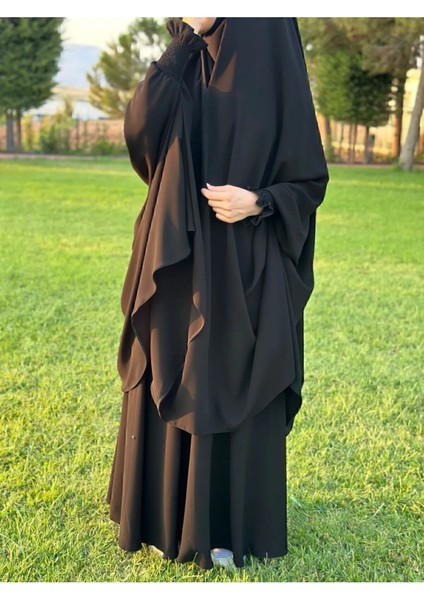 Iğneli Peçelibaşlı Afgan Takımı