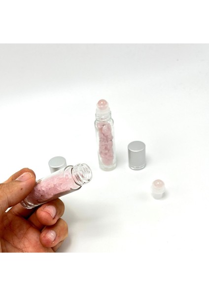 Sertifikalı Pembe Kuvars Doğal Taş Esans Şişesi ve Roller Masaj Aleti 10ML modelleri