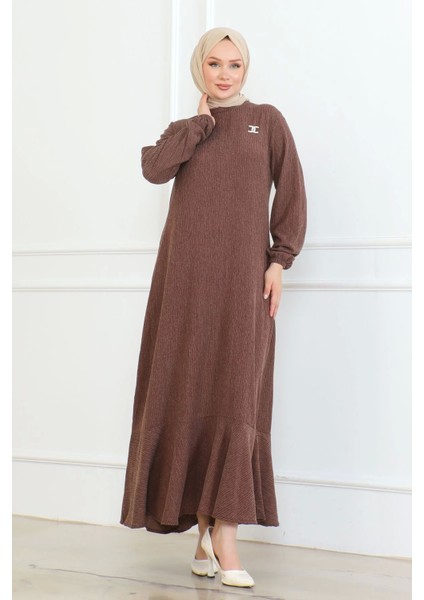 Broş Detaylı Karin Elbise Kahve modelleri