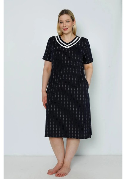 Lacivert Çizgi Desenli Şeritli Cepli Pamuklu Büyük Beden Kısa Kollu Elbise fiyatları