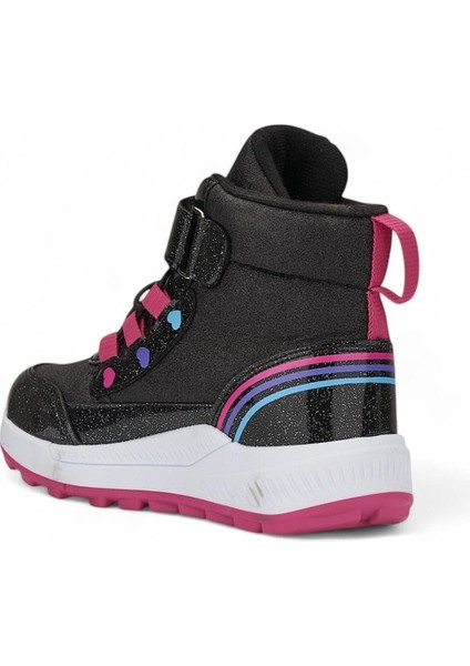 138 Kız Çocuk Bot modelleri