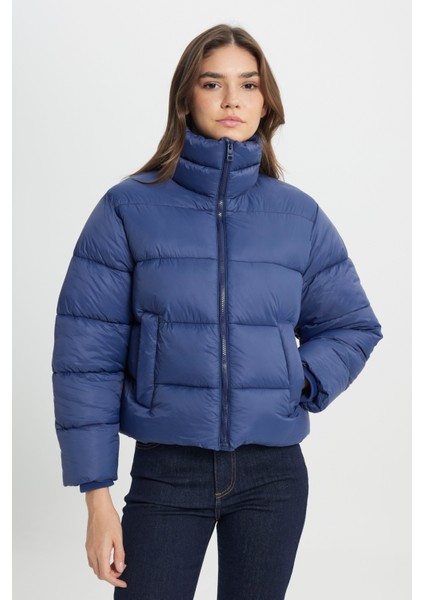 Loose Fit Rahat Kesim Pembe Şişme Mont modelleri