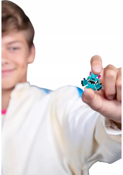 Mrbeast Lab Swarms Lab Pack 2 Mini Karakter