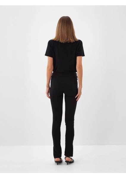 Kadın Siyah Pamuk Dokulu Slim Fit Tayt fırsatları