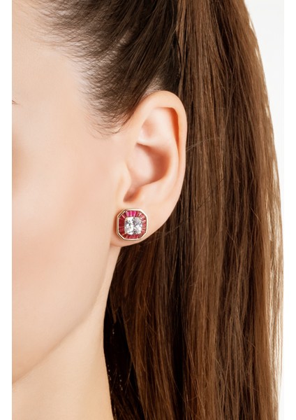 Baget Taşlı 18 Ayar Beyaz Altın Kaplama Gümüş Küpe modelleri