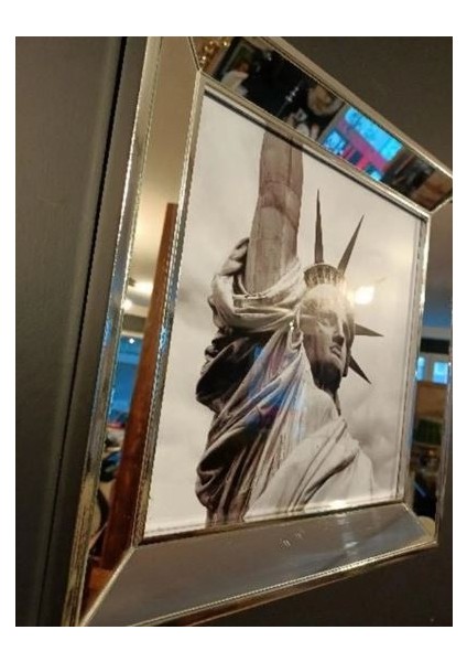 Cam Ahşap Çerçeveli Özgürlük Heykeli New York Resim Tablo 40X40