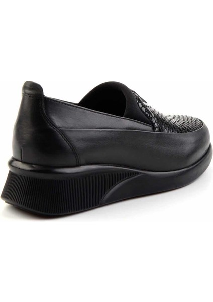Siyah Deri Kadın Casual Ayakkabı K01034606303 modelleri