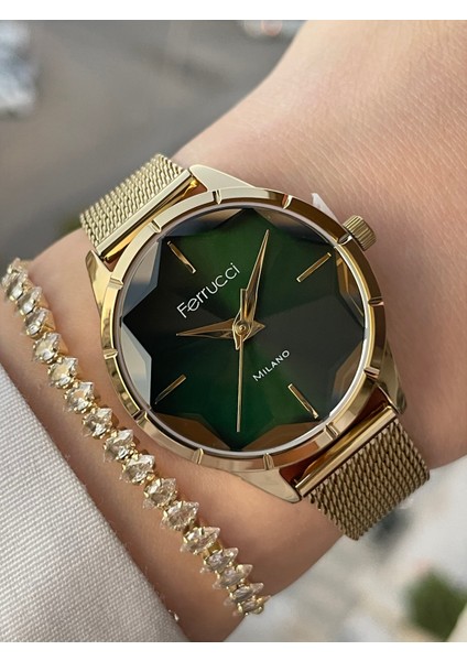Kadranı Yeşil Kadın Kol Saati ve Bileklik fiyatları