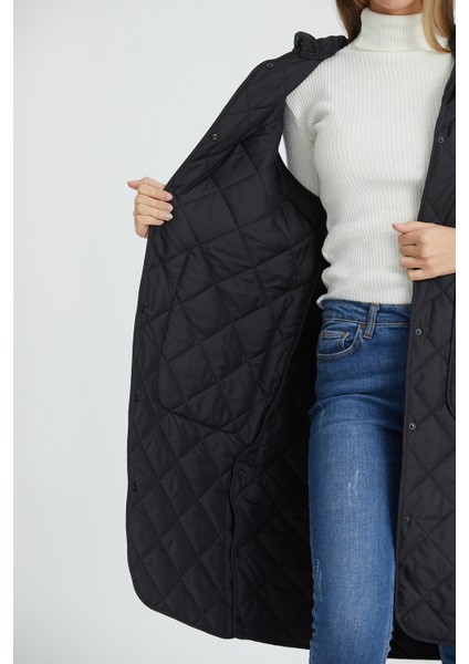 Kadın Kapüşonlu Oversize Kapitone Kumaşlı Yıtmaçlı Uzun Yelek fırsatları