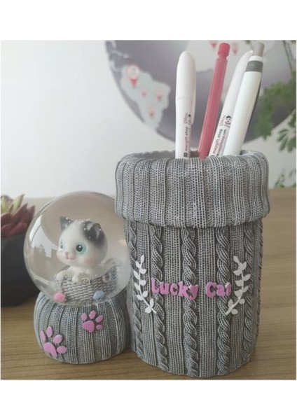 Lucy Cat Işıklı Kar Küresi Kalemlik Seti