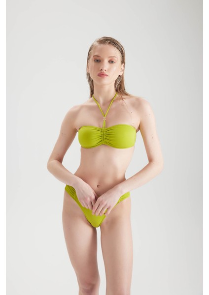 Straplez Aksesuarli Bikini Takımı