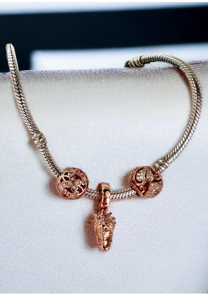 Defne Silver Özgürlük Anıtı Rose Charm