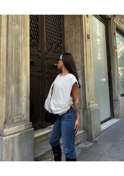 Nicole Oversize Cep Detaylı Yelek 25189 Beyaz fırsatları