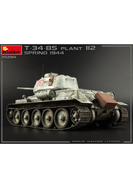 T-34-85 Plant 112. Ilkbahar 1944. Interior Kit modelleri